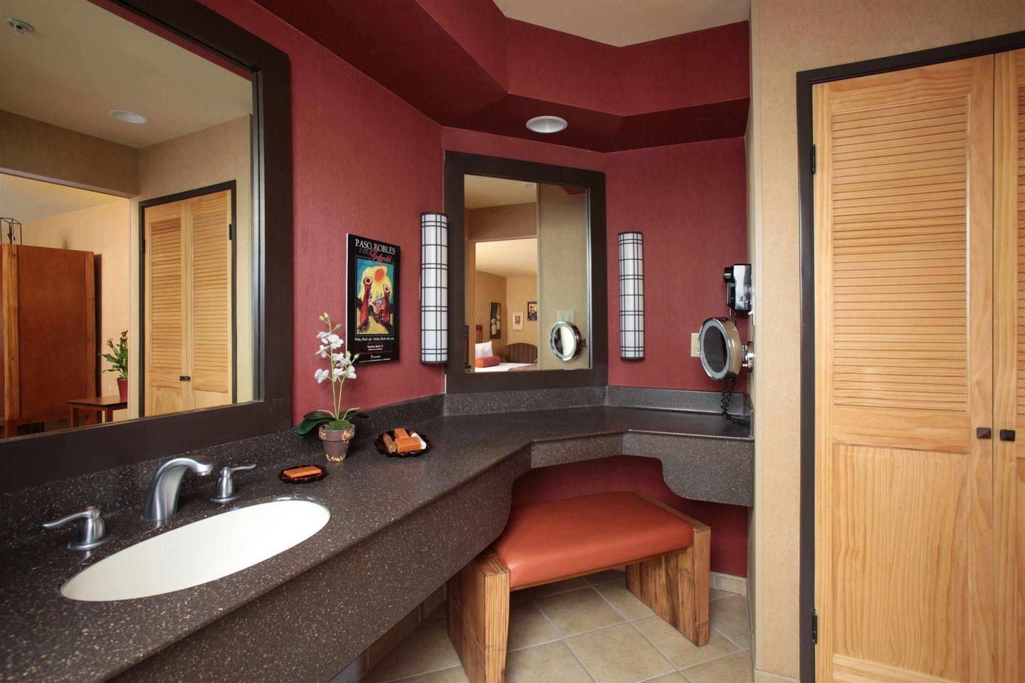 Adelaide Inn Paso Robles Extérieur photo